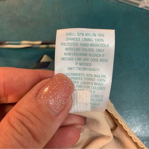 Kona Sol Medium Coverage Green Multi Tropical One Piece Swimsuit S 4 6 NEW - Picture 8 of 11